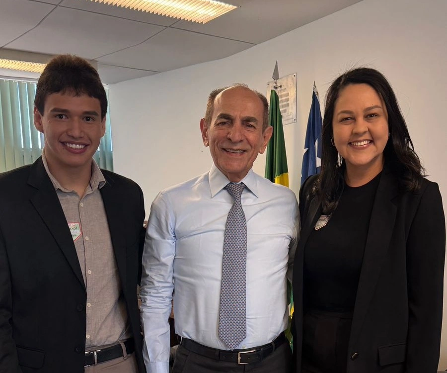 Secretários de Caxingó participam de encontro nacional do CONGEMAS em Brasília