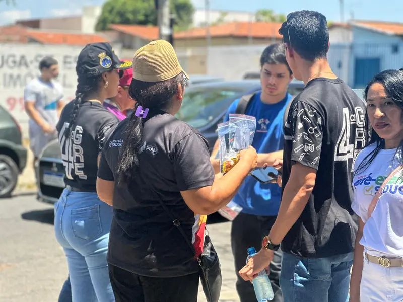 Segundo dia do Enem 2025: Conecta Piauí acompanha movimento perto na UESPI