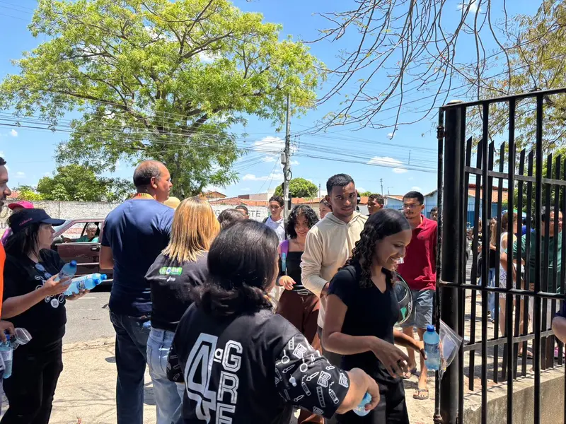 Segundo dia do Enem 2025: Conecta Piauí acompanha movimento perto na UESPI