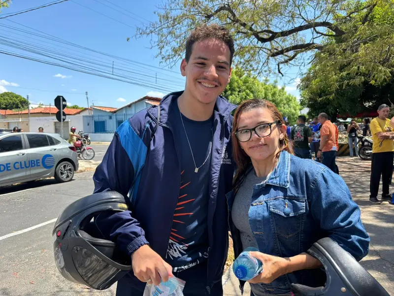 Segundo dia do Enem 2025: Conecta Piauí acompanha movimento perto na UESPI