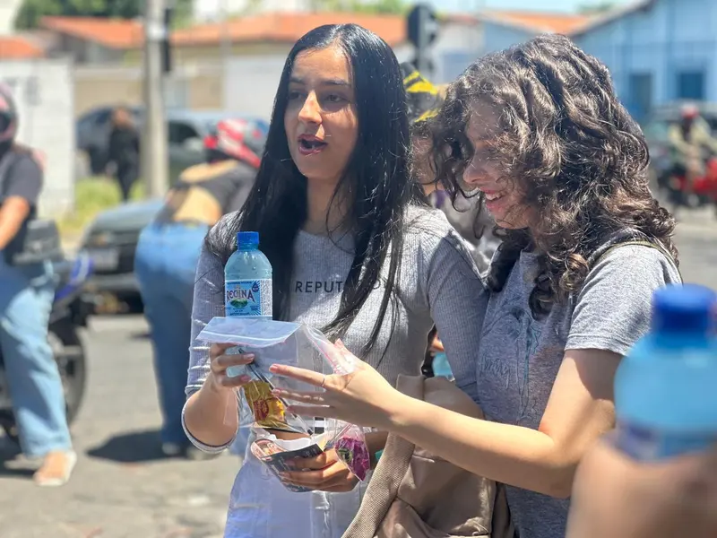 Segundo dia do Enem 2025: Conecta Piauí acompanha movimento perto na UESPI