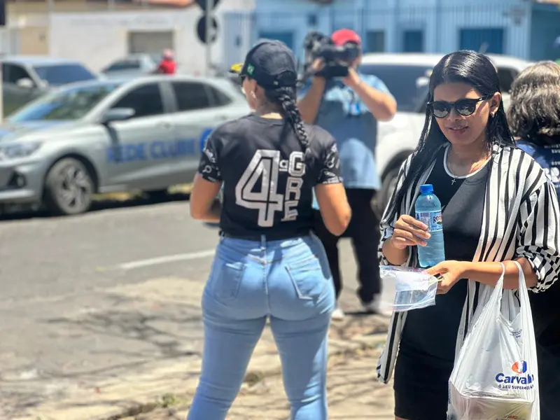 Segundo dia do Enem 2025: Conecta Piauí acompanha movimento perto na UESPI