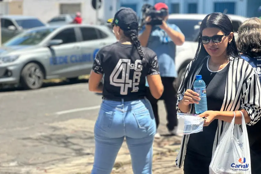 Segundo dia do Enem 2025: Conecta Piauí acompanha movimento perto na UESPI