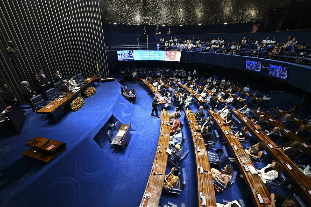 Senado celebra Dia da Consciência Negra e entrega Comenda Abdias Nascimento