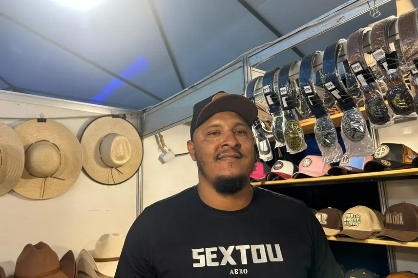 Taty Girl movimenta a 33ª Festa do Leite em São José do Divino