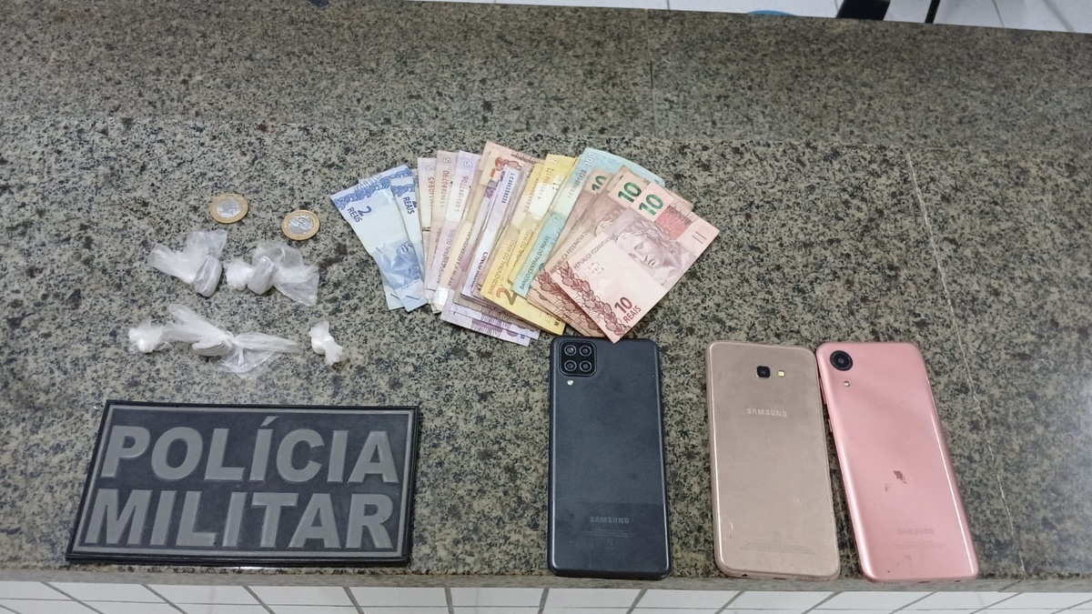'Tecnológico do CV' é preso em ponto de venda de drogas em Parnaíba