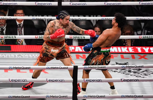 Whindersson Nunes contra o indiano Neeraj Goyat (Foto: Stephen McCarthy/ Sportsfile)