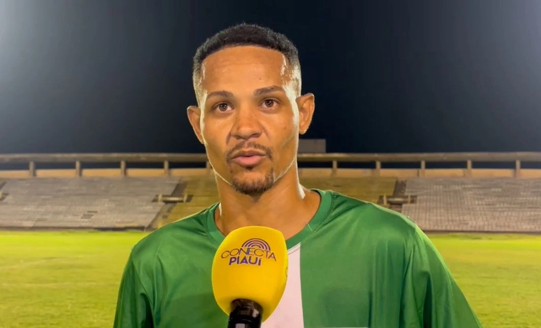 Ygor Marques, atacante do Corrente