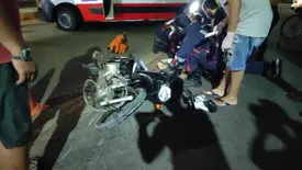 Acidente grave deixa dois motociclistas feridos em avenida de Parnaíba (Foto: Conecta Piauí / Folha do Delta)