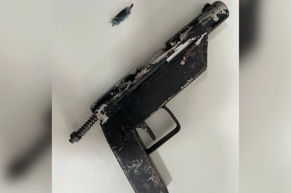 Adolescente é apreendido com arma após briga dentro de escola em Esperantina