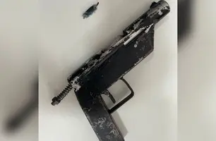 Adolescente é apreendido com arma após briga dentro de escola em Esperantina (Foto: Divulgação/PMPI)