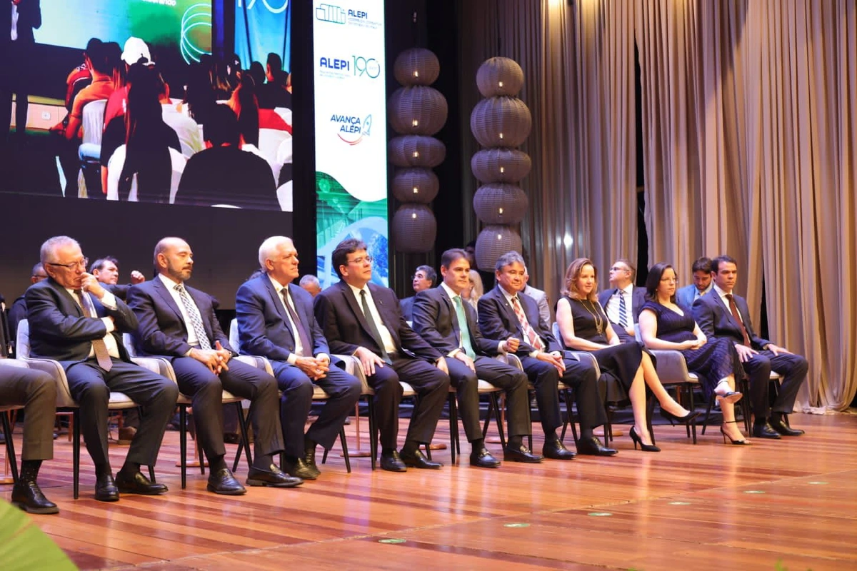 Alepi celebra 190 anos com homenagens e reconhecimento a ex-parlamentares