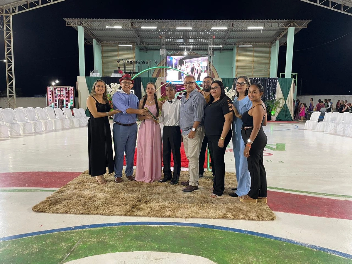 Alunos de São João do Arraial celebram formatura do Fundamental