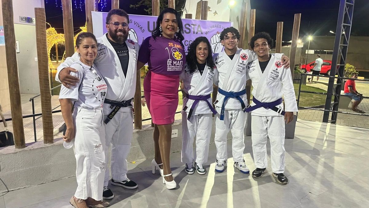 Ato público em Campo Maior reforça luta por políticas de proteção às mulheres