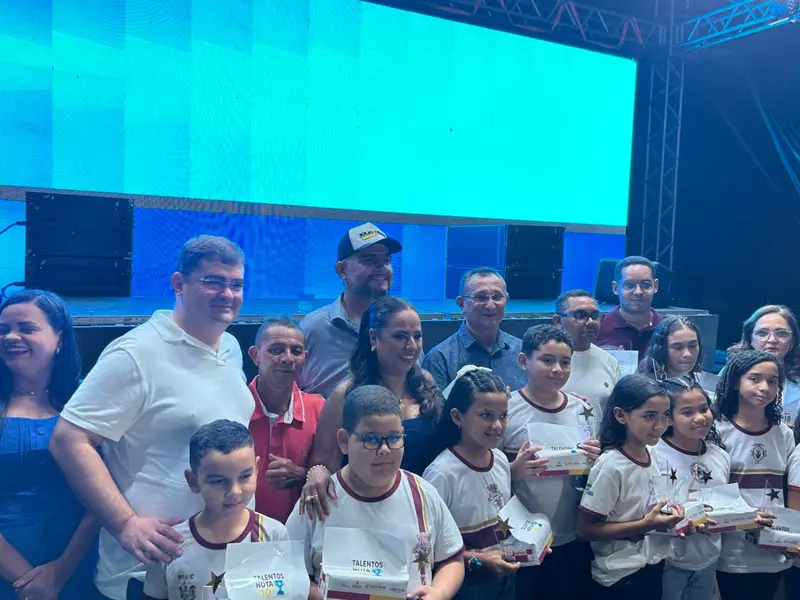 Cocal de Telha celebra 30 anos com premiações e tradicional corte do bolo