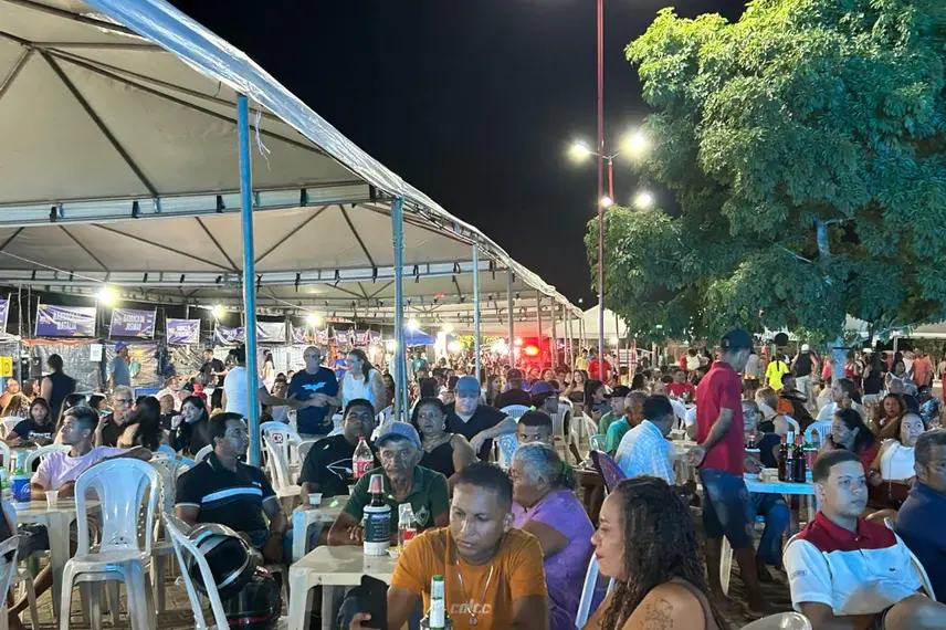 Cocal de Telha celebra 30 anos com premiações e tradicional corte do bolo