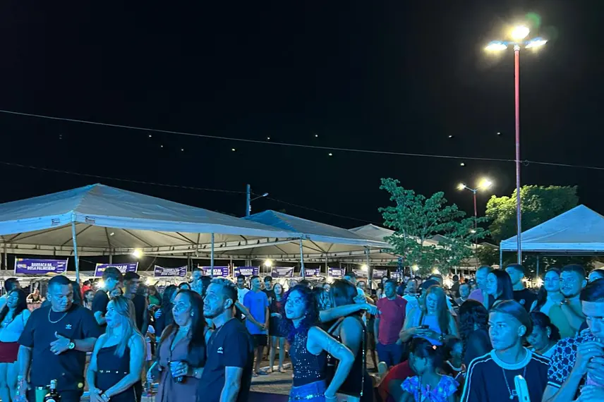 Cocal de Telha celebra 30 anos com premiações e tradicional corte do bolo