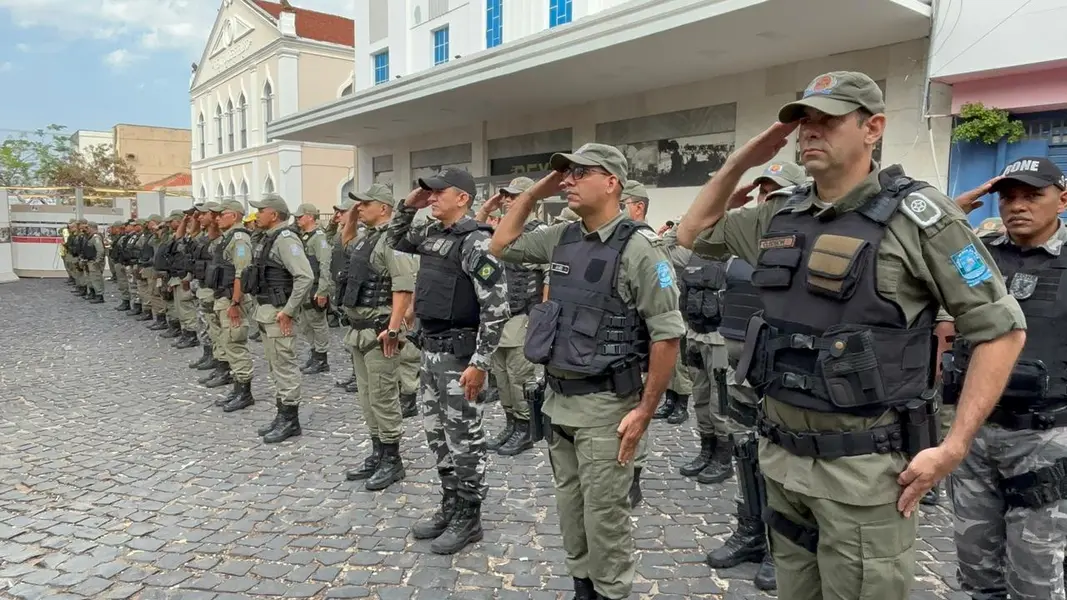 Com 300 policiais extras, PM-PI inicia Operação Boas Festas em Teresina