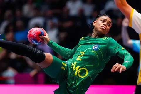 Com expressividade, Brasil mantém 100% de aproveitamento na primeira fase do mundial de Handebol