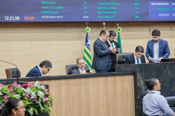Comissão de Fiscalização e Controle, Finanças e Tributação da Assembleia Legislativa do Piauí em votação.