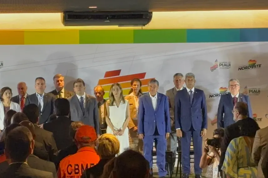 Consórcio Nordeste debate R$ 10 bilhões em crédito e futuro industrial em Teresina