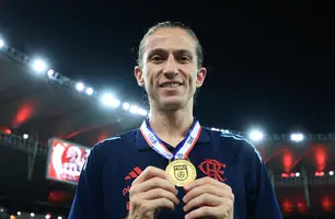 Contrato de Filipe Luís segue indefinido até o dia 31 de dezembro (Foto: Buda Mendes/ Getty Images)