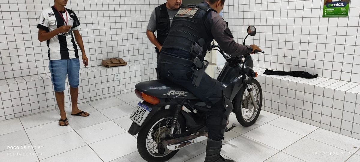 Criança de 11 anos é conduzida após ser flagrada pilotando motocicleta em Parnaíba