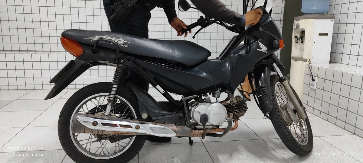 Criança de 11 anos é conduzida após ser flagrada pilotando motocicleta em Parnaíba