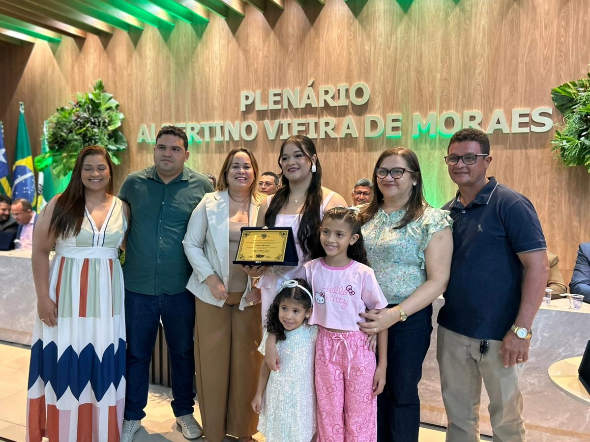 Demerval Lobão celebra 62 anos com homenagens