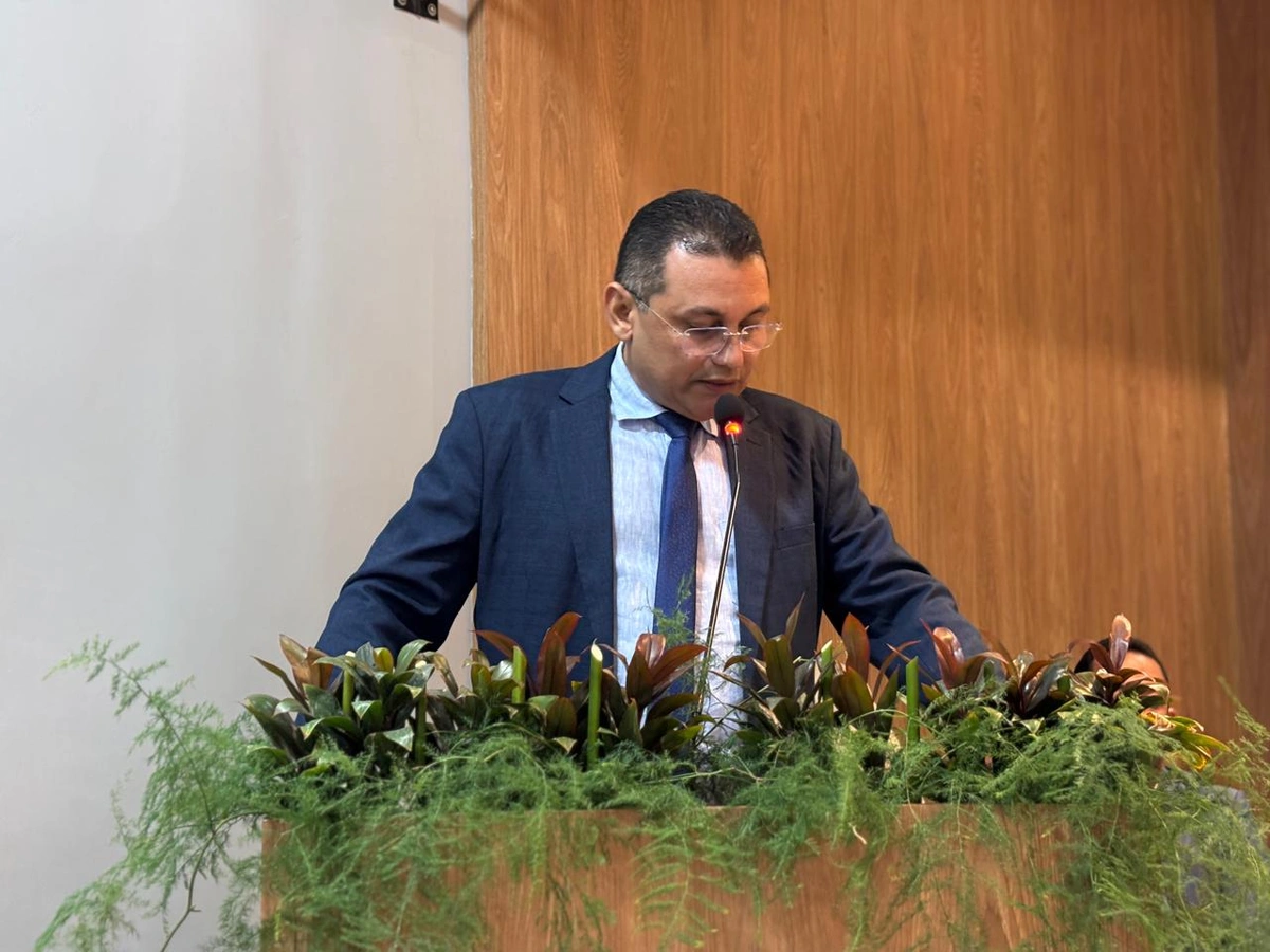 Demerval Lobão celebra 62 anos com homenagens