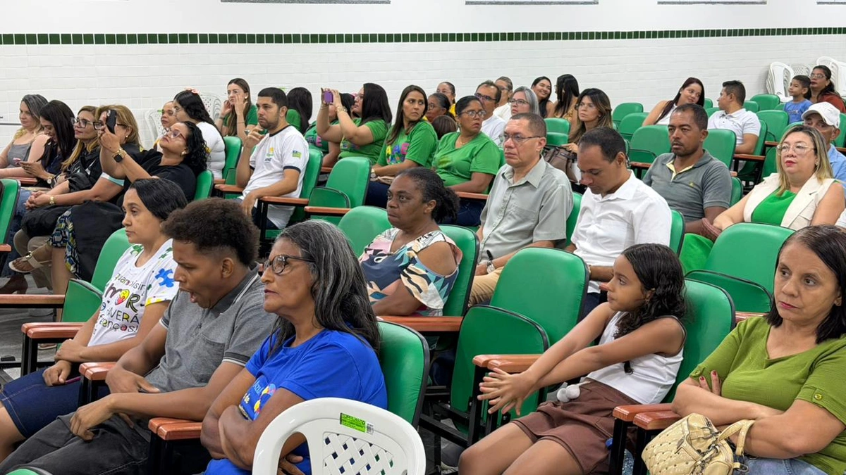 Deputado Rubens Vieira participa da abertura do Programa Mente em Foco em Valença do Piauí