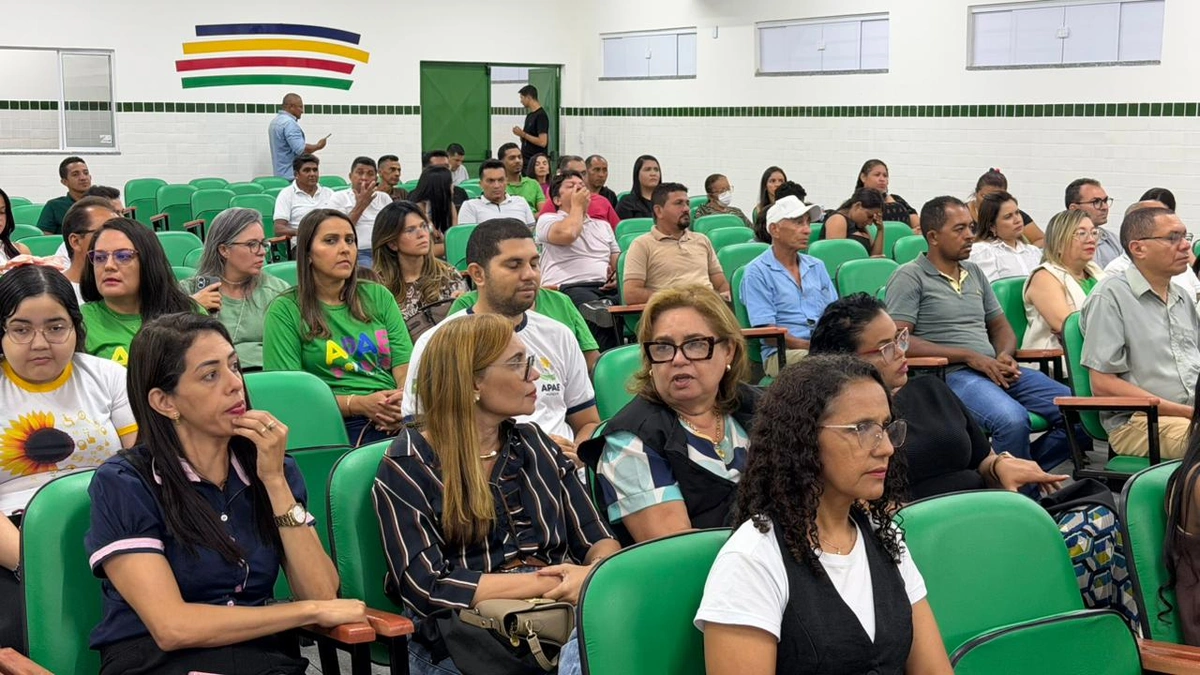 Deputado Rubens Vieira participa da abertura do Programa Mente em Foco em Valença do Piauí