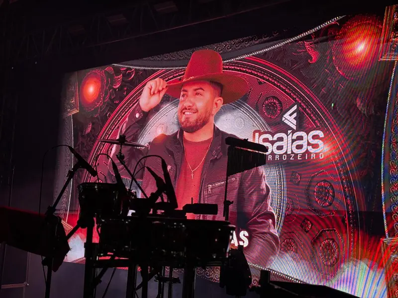 Desejo de Menina e Rey Vaqueiro animam festa de aniversário de Sussuapara