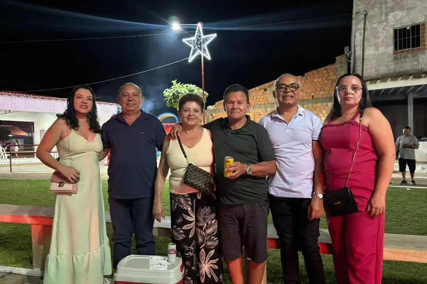 Desejo de Menina e Rey Vaqueiro animam festa de aniversário de Sussuapara