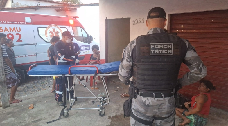 Discussão termina com homem esfaqueado e suspeita presa em Parnaíba