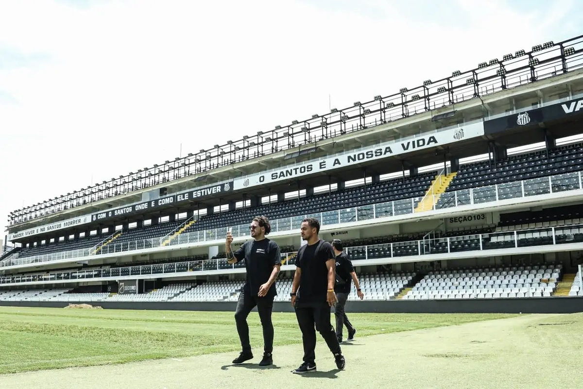 Equipe da Genius visitou Vila Belmiro ainda nesta semana