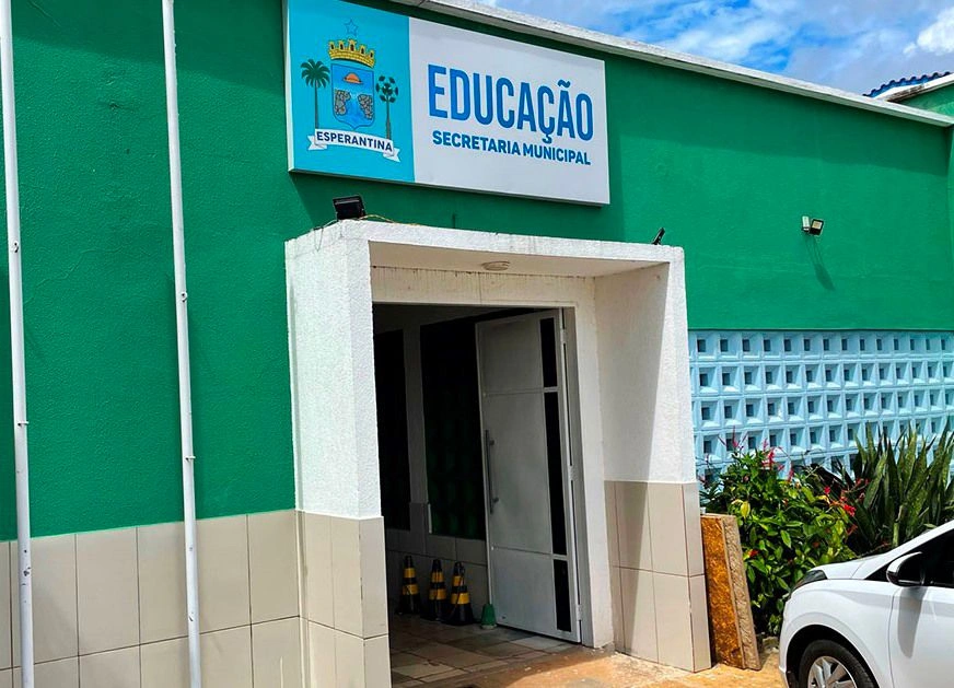 Esperantina abre seletivo com vagas para professores e técnicos em 2025