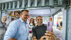 Fábio Abreu percorre Mercado Central em manhã de política corpo a corpo (Foto: Reprodução)