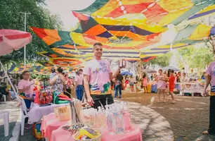 Feira na Praça movimenta Centro de Teresina e fortalece economia criativa (Foto: João Allbert)
