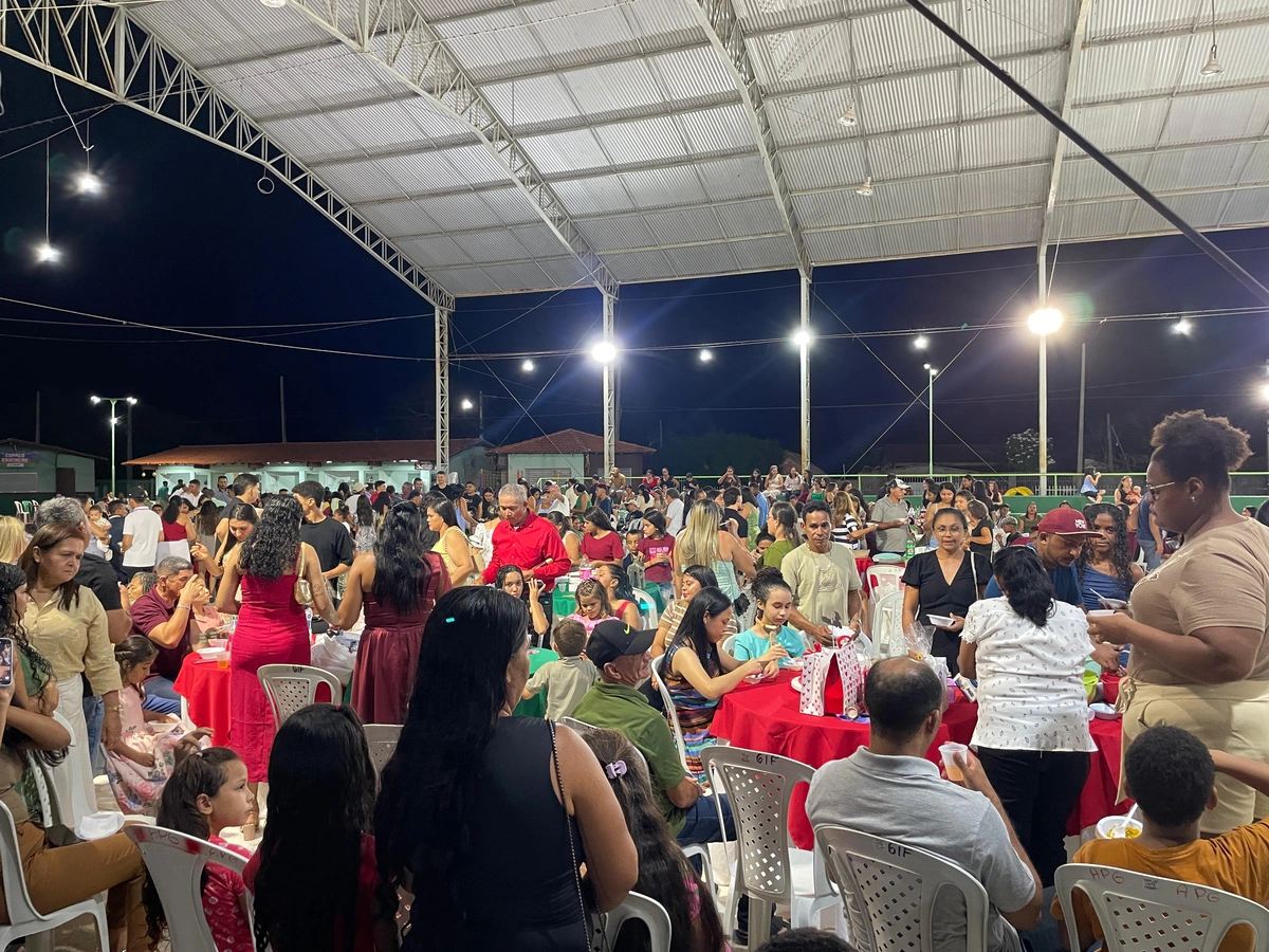 Formatura do EJA representa histórias de superação, persistência e coragem em São João do Arraial