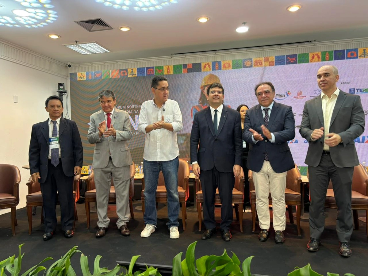 Fórum debate habitação e infraestrutura com líderes regionais em Teresina