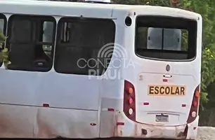 Funcionários denunciam atrasos salariais e ônibus escolares precários em Teresina (Foto: Reprodução)