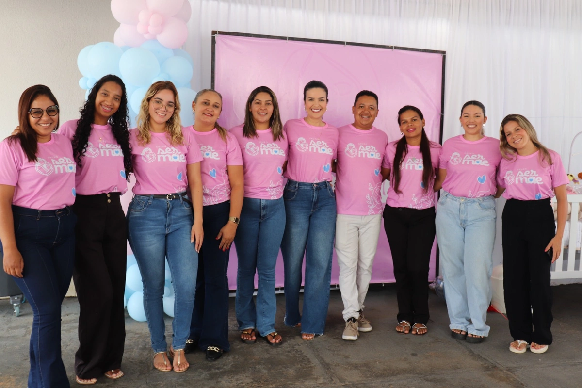Futuras Mamães recebem kit natalino e participam do sorteio de um quarto completo para o bebê