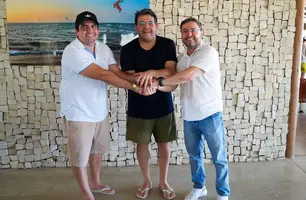 Governador se reúne com prefeito de Cajueiro da Praia: ‘Time cada vez mais forte' (Foto: Reprodução)
