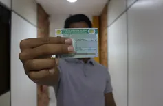Governo entrega CNH gratuita a estudantes nesta segunda (29)