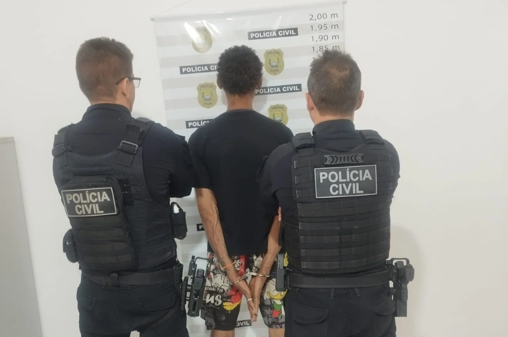 Homem é preso suspeito de envolvimento roubo em casa na zona Leste de Teresina