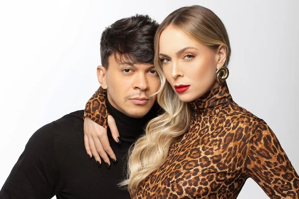 Júlio Cocielo e Tata Estaniecki