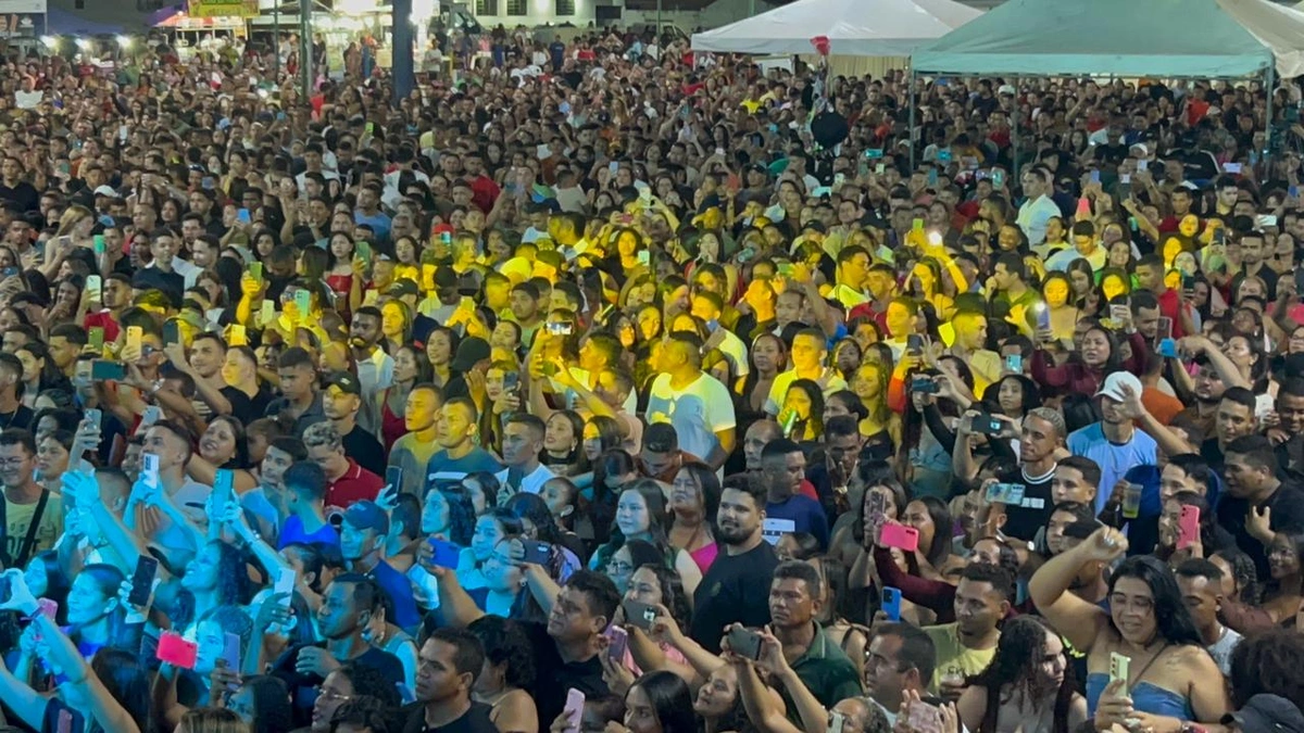 Lagoa do Piauí comemora 30 anos com grande festa e show da banda Seu Desejo