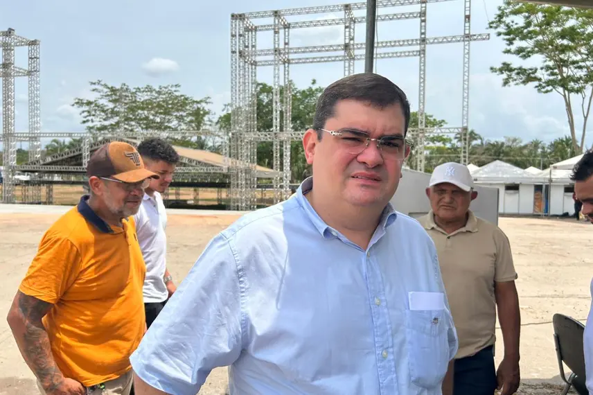 Municípios do Piauí recebem máquinas do PROMAQ para fortalecer infraestrutura