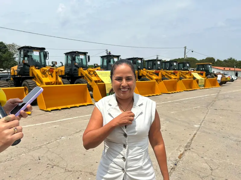 Municípios do Piauí recebem máquinas do PROMAQ para fortalecer infraestrutura